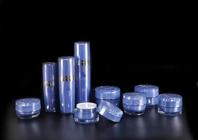 Estetyczne opakowanie do pielęgnacji skóry